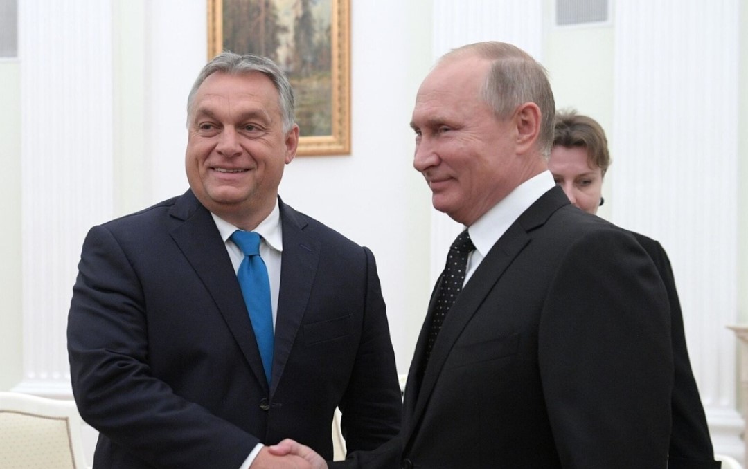 Паутина-переговоров-и-челнок-Виктор-Орбан